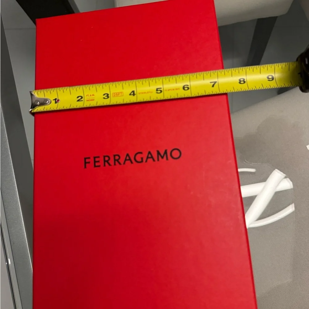 Ferragamo Red Box - Picture 6 of 7